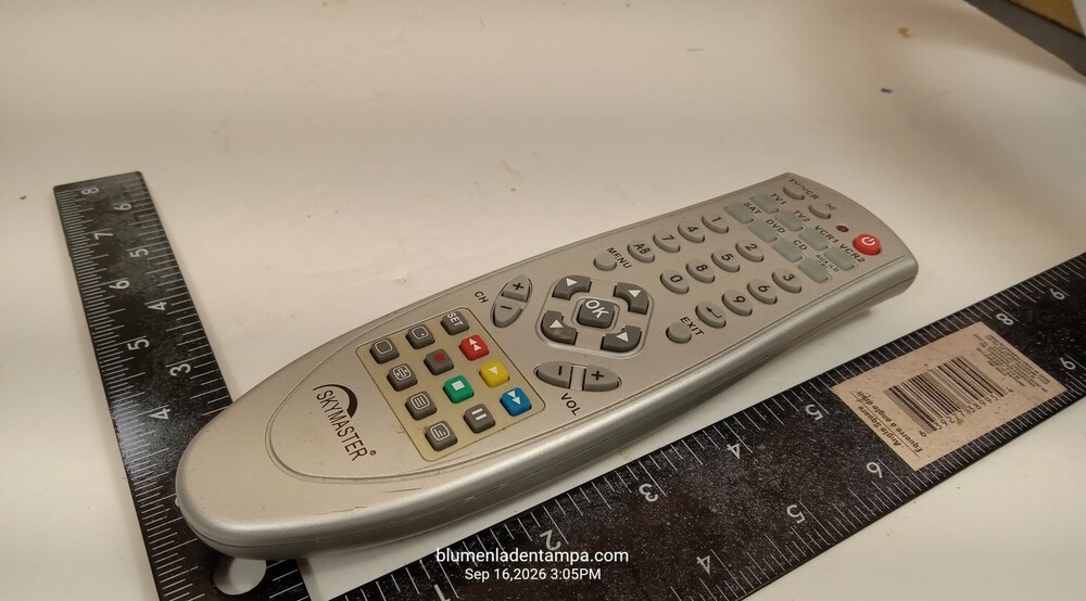 Skymaster 2421 10-in-1 Universal Remote Control Silver